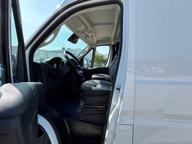Photo of 2024 Bright White Clearcoat RAM ProMaster 3500