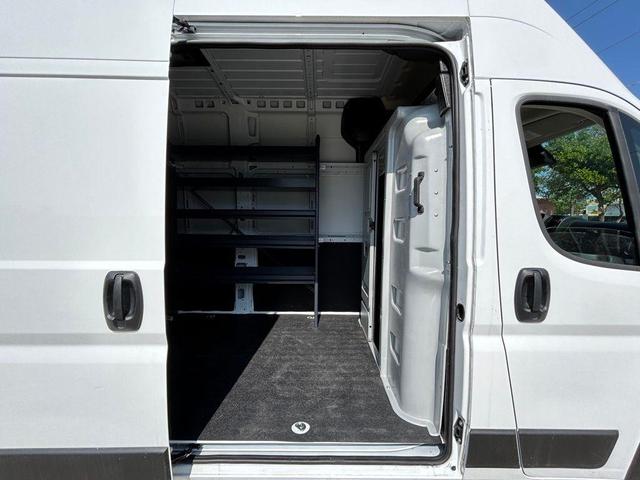 Photo of 2024 Bright White Clearcoat RAM ProMaster 3500
