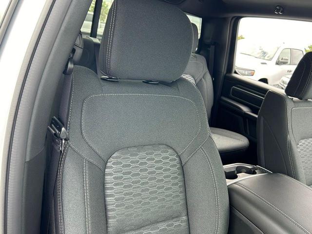 Photo of 2025 Bright White Clearcoat RAM 1500
