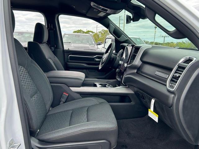 Photo of 2025 Bright White Clearcoat RAM 1500