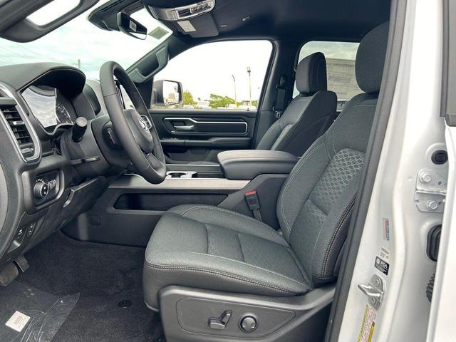 Photo of 2025 Bright White Clearcoat RAM 1500