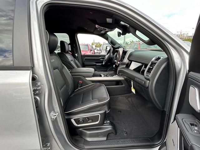 Photo of 2025 Billet Silver Metallic Clearcoat RAM 1500