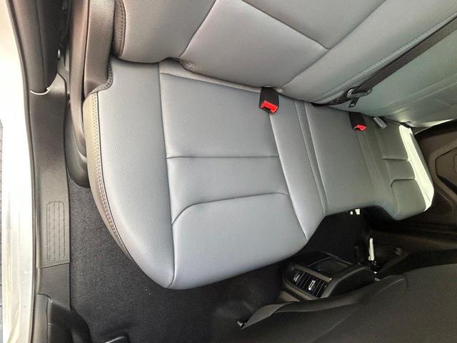 Photo of 2025 Bright White Clearcoat RAM 1500