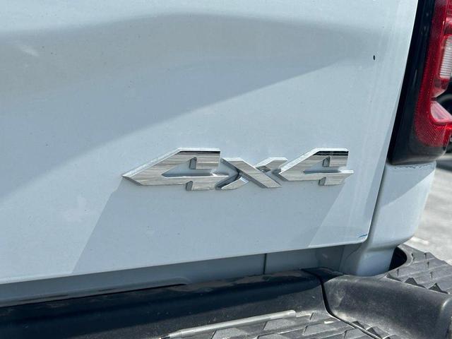 Photo of 2025 Bright White Clearcoat RAM 2500