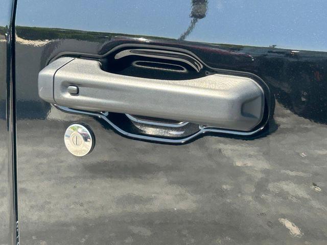 Photo of 2025 Black Clearcoat Jeep Wrangler