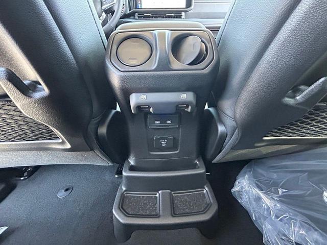 Photo of 2025 Black Clearcoat Jeep Wrangler