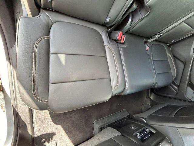 Photo of 2021 Silver Ice Metallic Chevrolet Traverse