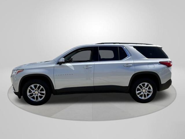 Photo of 2021 Silver Ice Metallic Chevrolet Traverse