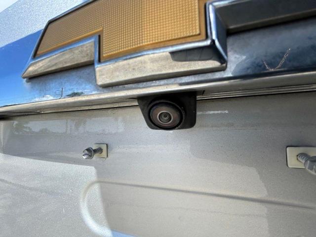 Photo of 2021 Silver Ice Metallic Chevrolet Traverse
