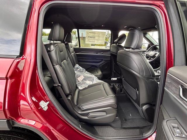 Photo of 2025 Velvet Red Pearlcoat Jeep Grand Cherokee L