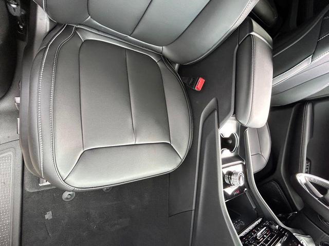Photo of 2025 Velvet Red Pearlcoat Jeep Grand Cherokee L