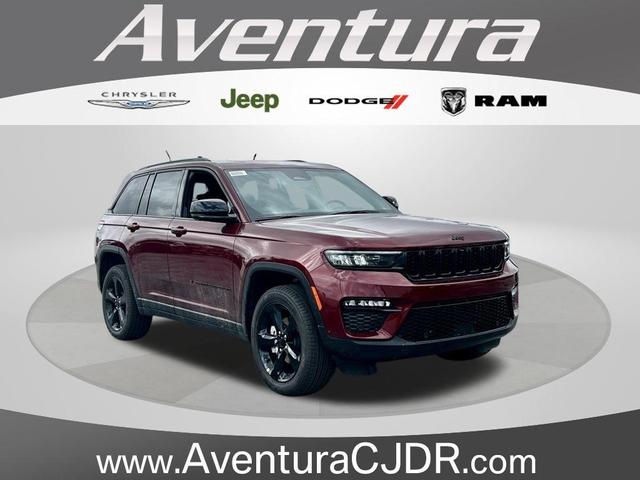 Photo of 2025 Velvet Red Pearlcoat Jeep Grand Cherokee
