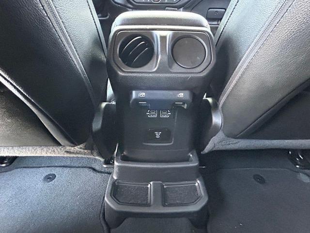 Photo of 2022 Black Clearcoat Jeep Wrangler Unlimited