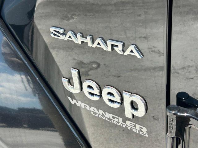 Photo of 2022 Black Clearcoat Jeep Wrangler Unlimited