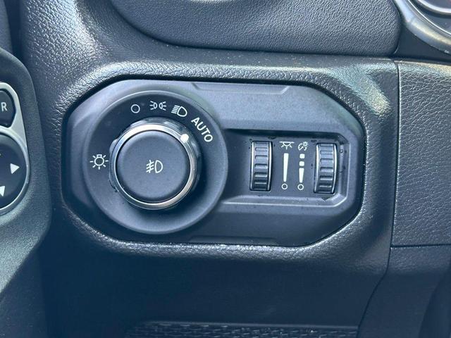 Photo of 2022 Black Clearcoat Jeep Wrangler Unlimited