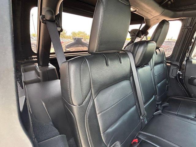 Photo of 2022 Black Clearcoat Jeep Wrangler Unlimited