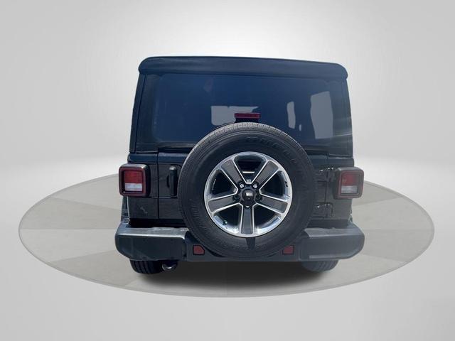 Photo of 2022 Black Clearcoat Jeep Wrangler Unlimited