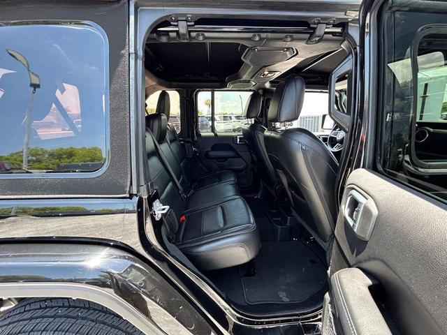 Photo of 2022 Black Clearcoat Jeep Wrangler Unlimited