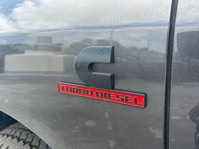 Photo of 2025 Granite Crystal Clearcoat Metallic RAM 2500