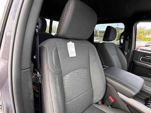 Photo of 2025 Granite Crystal Clearcoat Metallic RAM 2500
