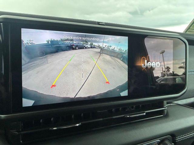 Photo of 2024 Pearlcoat Jeep Wrangler 4xe