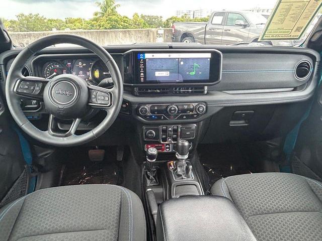Photo of 2024 Pearlcoat Jeep Wrangler 4xe