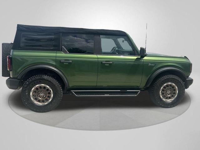 Photo of 2022 Eruption Green Metallic Ford Bronco