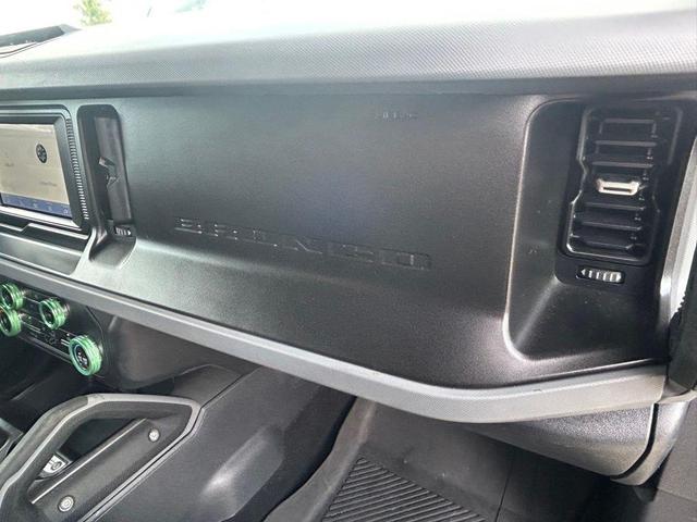 Photo of 2022 Eruption Green Metallic Ford Bronco