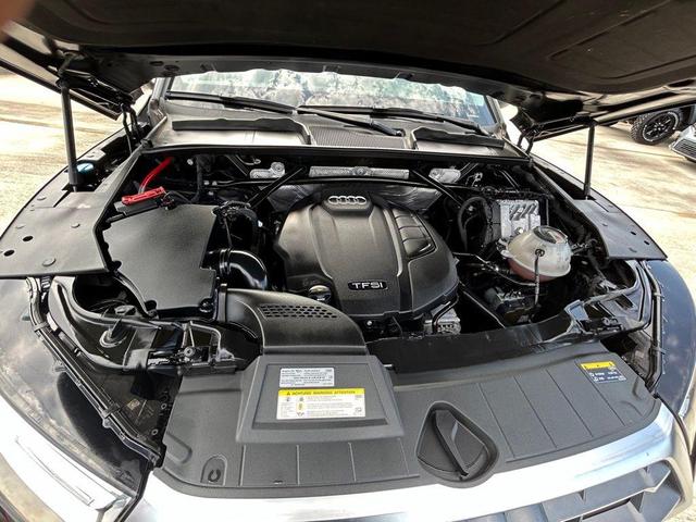 Photo of 2019 Brilliant Black Audi Q5