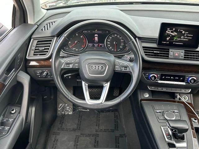 Photo of 2019 Brilliant Black Audi Q5