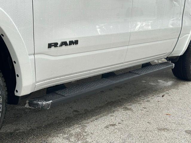 Photo of 2025 Bright White Clearcoat RAM 1500