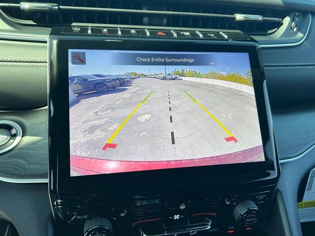 Photo of 2025 Velvet Red Pearlcoat Jeep Grand Cherokee