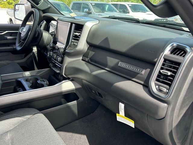 Photo of 2025 Bright White Clearcoat RAM 1500