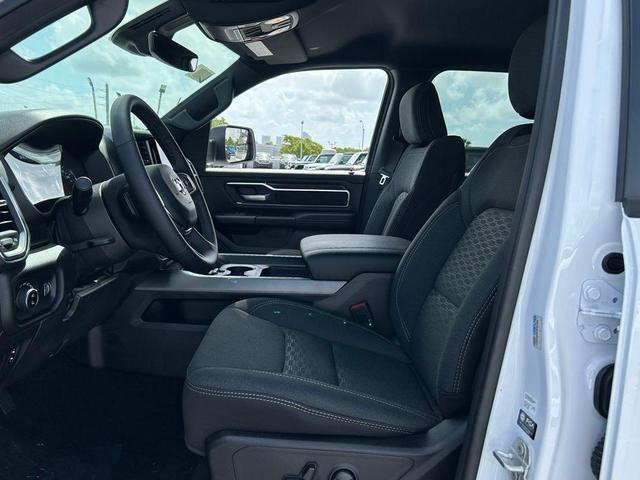 Photo of 2025 Bright White Clearcoat RAM 1500