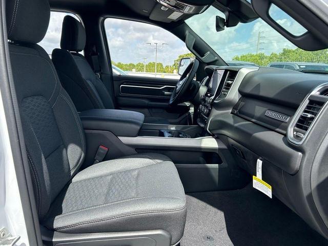 Photo of 2025 Bright White Clearcoat RAM 1500