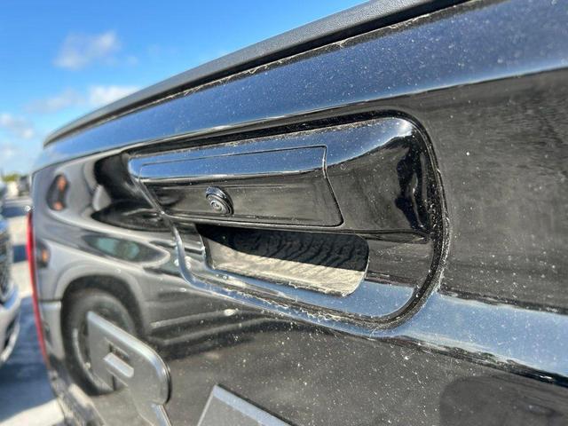 Photo of 2025 Diamond Black RAM 1500
