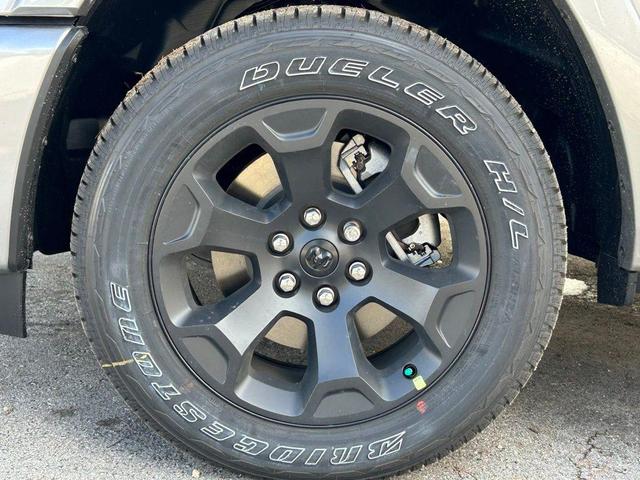 Photo of 2025 Billet Silver Metallic Clearcoat RAM 1500