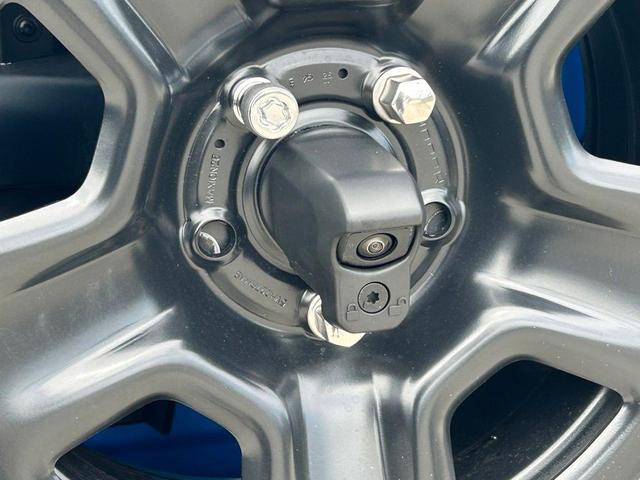Photo of 2025 Hydro Blue Pearl Jeep Wrangler