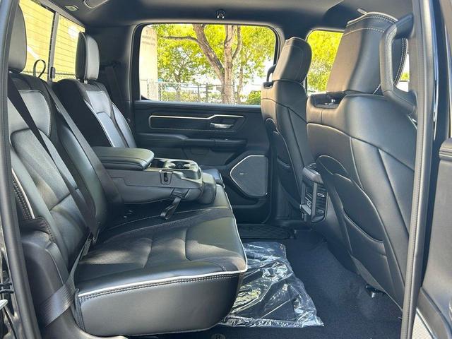 Photo of 2025 Diamond Black RAM 1500