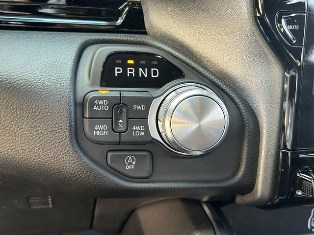 Photo of 2025 Diamond Black RAM 1500