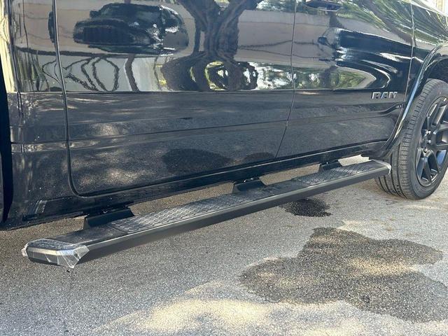Photo of 2025 Diamond Black RAM 1500