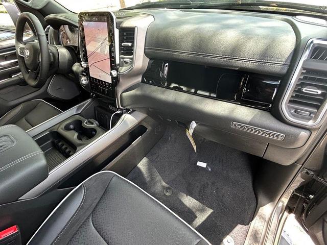Photo of 2025 Granite Crystal Clearcoat Metallic RAM 1500