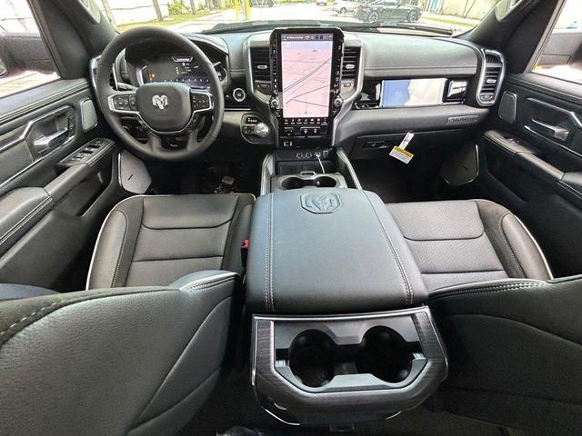Photo of 2025 Granite Crystal Clearcoat Metallic RAM 1500