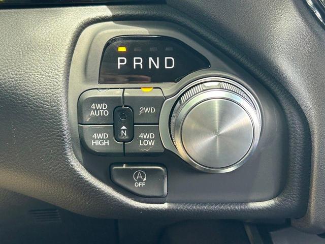 Photo of 2025 Granite Crystal Clearcoat Metallic RAM 1500