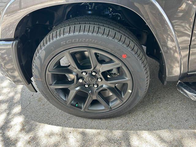 Photo of 2025 Granite Crystal Clearcoat Metallic RAM 1500