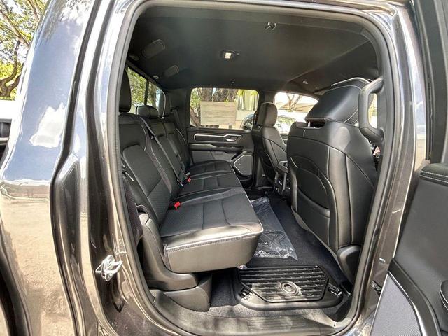 Photo of 2025 Granite Crystal Clearcoat Metallic RAM 1500