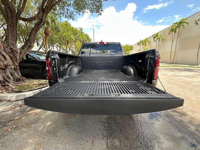 Photo of 2025 Granite Crystal Clearcoat Metallic RAM 1500