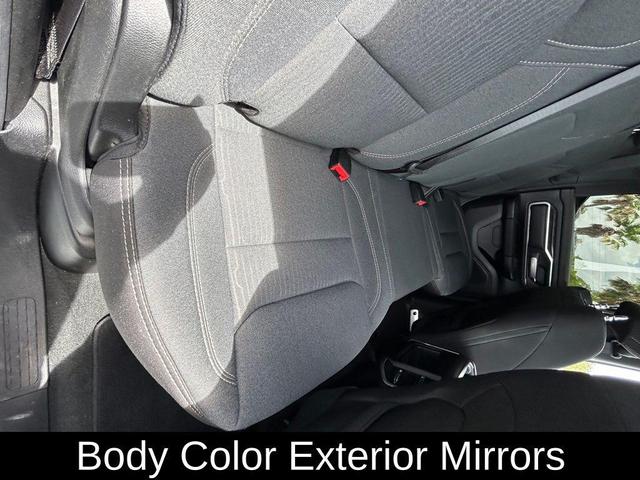 Photo of 2022 Bright White Clearcoat RAM 1500
