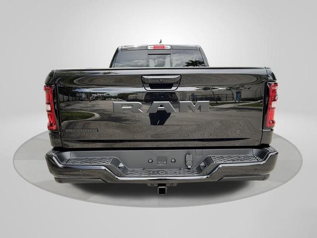 Photo of 2025 Diamond Black RAM 1500