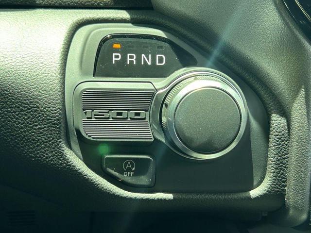 Photo of 2025 Diamond Black RAM 1500